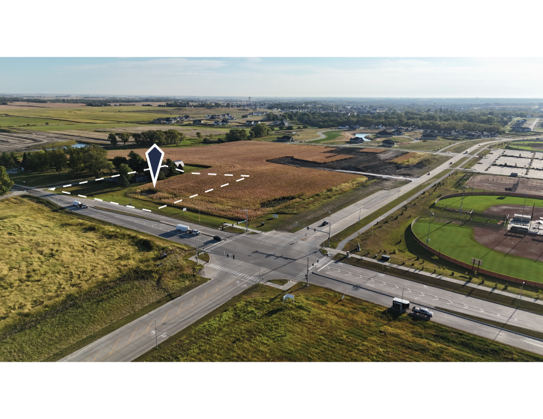 Douglas, Waukee, IA for sale Building Photo- Image 1 of 7