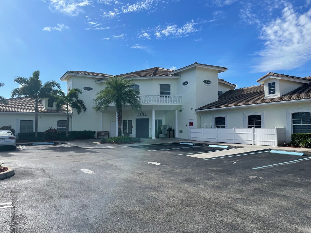 145 NW Central Park Plz, Port Saint Lucie 34986 UK