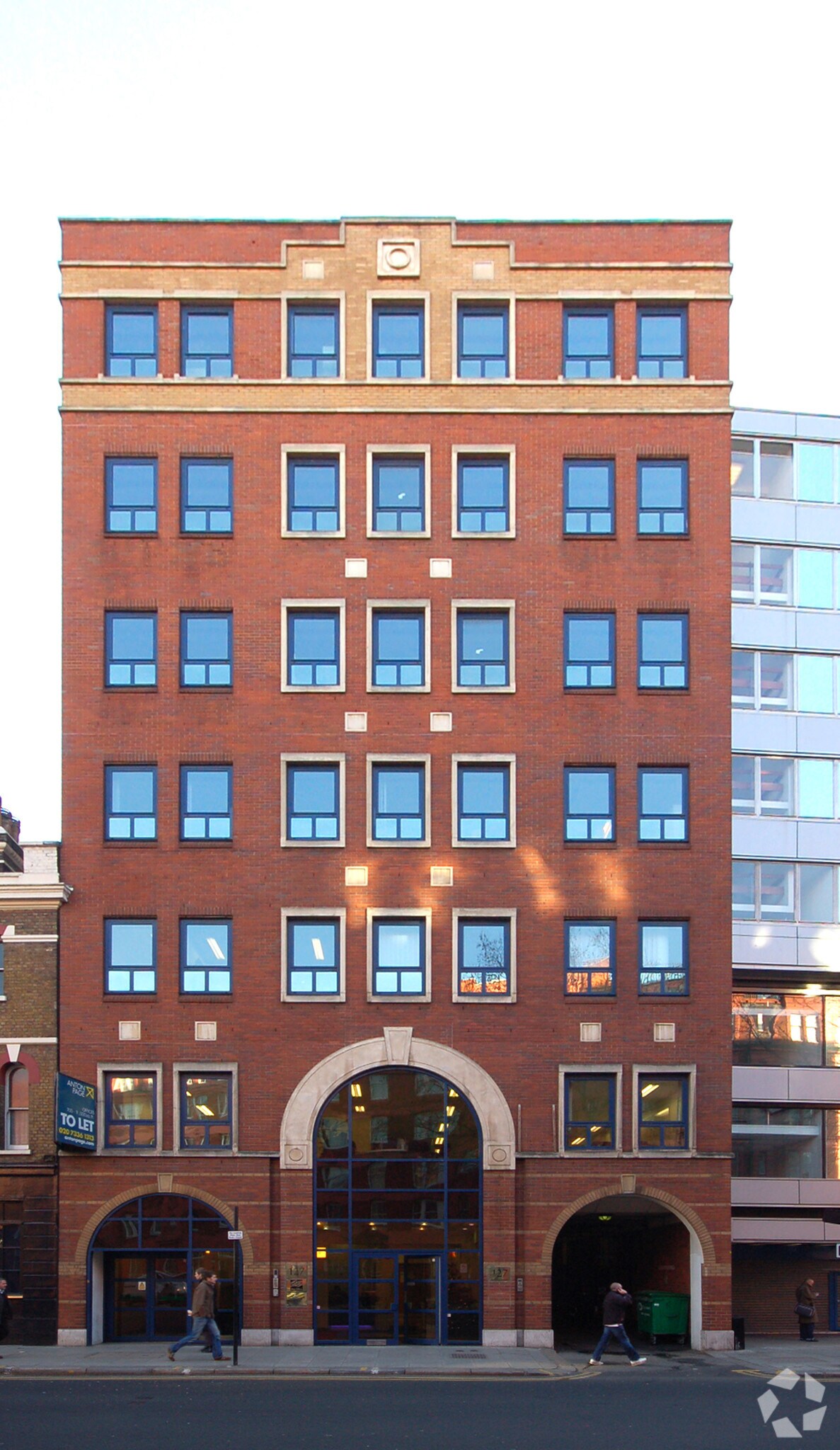 127 Clerkenwell Rd, London for sale Building Photo- Image 1 of 1