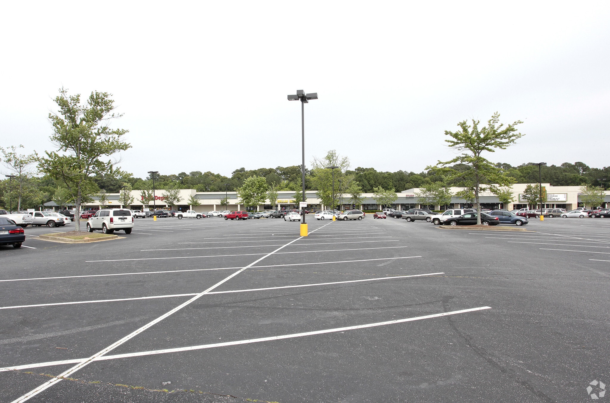 101-217 Banks Rd, Fayetteville, GA to rent Primary Photo- Image 1 of 7