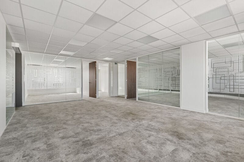 116 Rue De Silly, Boulogne-Billancourt to rent - Interior Photo - Image 1 of 10