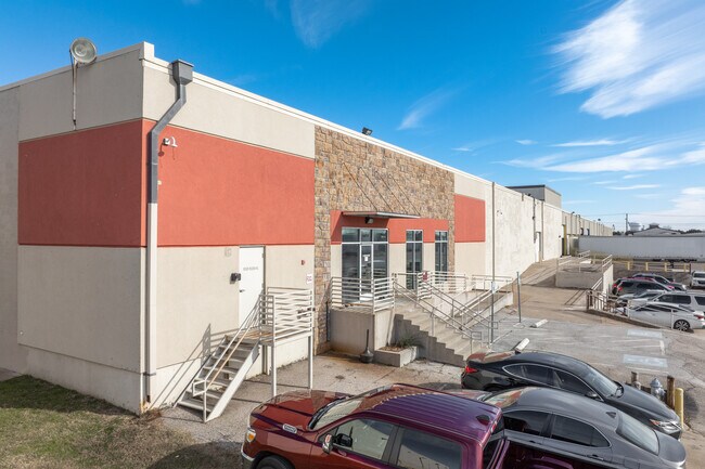 More details for 910 10th St, Plano, TX - Mixed-use to Rent