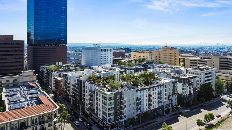 1120 W 6th St, Los Angeles, CA to rent - Building Photo - Image 2 of 91