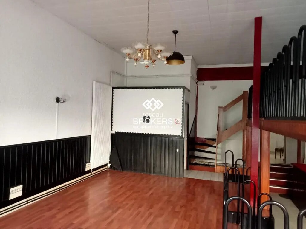 Vente Commerce 128 m² - Photo 1