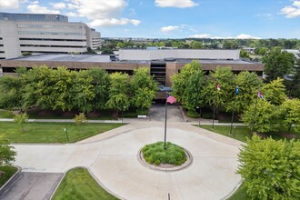 950 Stephenson Hwy, Troy, MI for rent Building Photo- Image 1 of 38