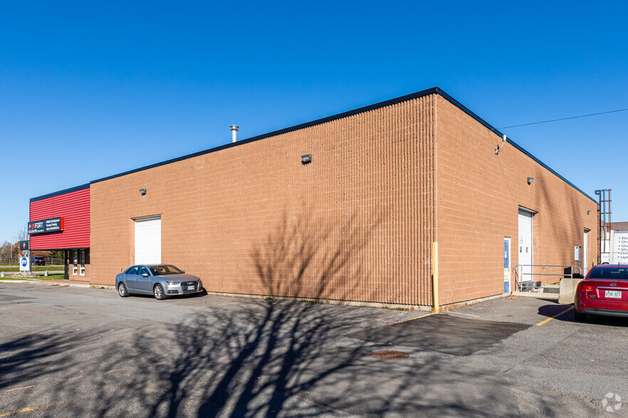 46 Colonnade Rd, Ottawa, ON for sale - Building Photo - Image 2 of 3