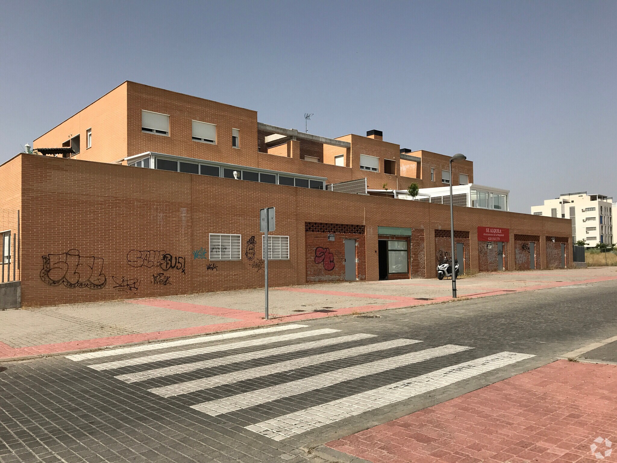Calle Constelación de Casiopea, 1, Parla, Madrid to rent Primary Photo- Image 1 of 2