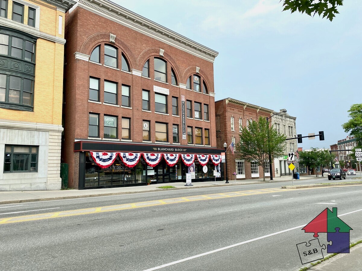 14 N Main St, Barre, VT 05641 UK