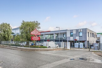 More details for 5 McNicol Dr, London - Mixed-use to Rent