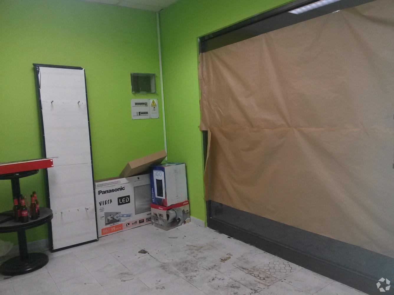 Retail in Segovia, Segovia to rent Interior Photo- Image 1 of 4