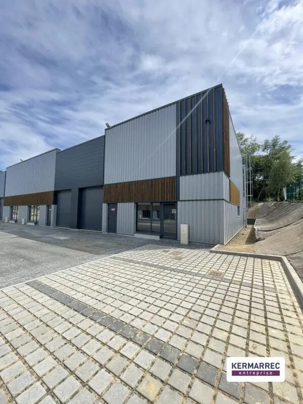 Light Industrial in Vitré for sale Building Photo- Image 1 of 7