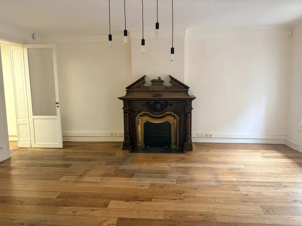 Office in Bordeaux to rent Interior Photo- Image 1 of 9