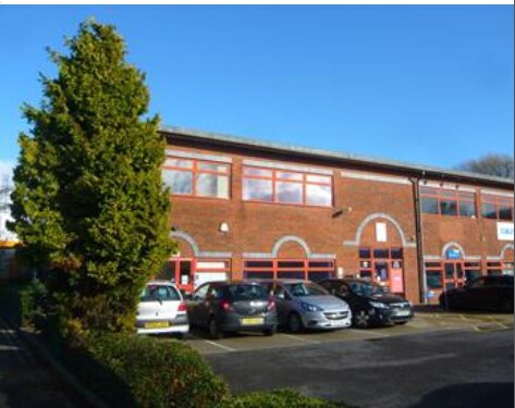 Canada Close, Banbury for sale Primary Photo- Image 1 of 1