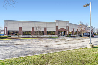 900 Tri State Pky, Gurnee, IL for rent Building Photo- Image 1 of 12