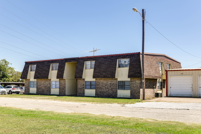 106 Melody Ln, Wills Point, TX for sale - Building Photo - Image 1 of 9