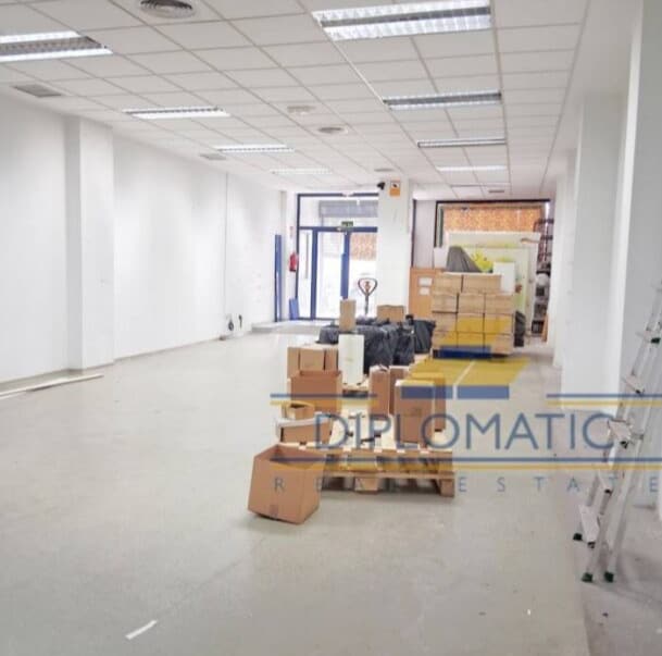 Madrid, MAD 28002 - Unit 1 - - Interior Photo - Image 2 of 7