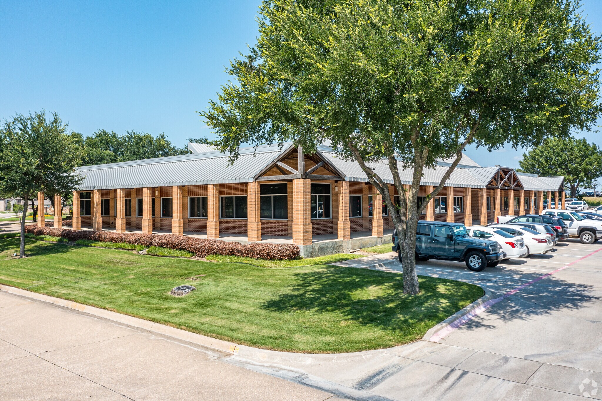 4000 Fossil Creek Blvd, Fort Worth, TX to rent Primary Photo- Image 1 of 9