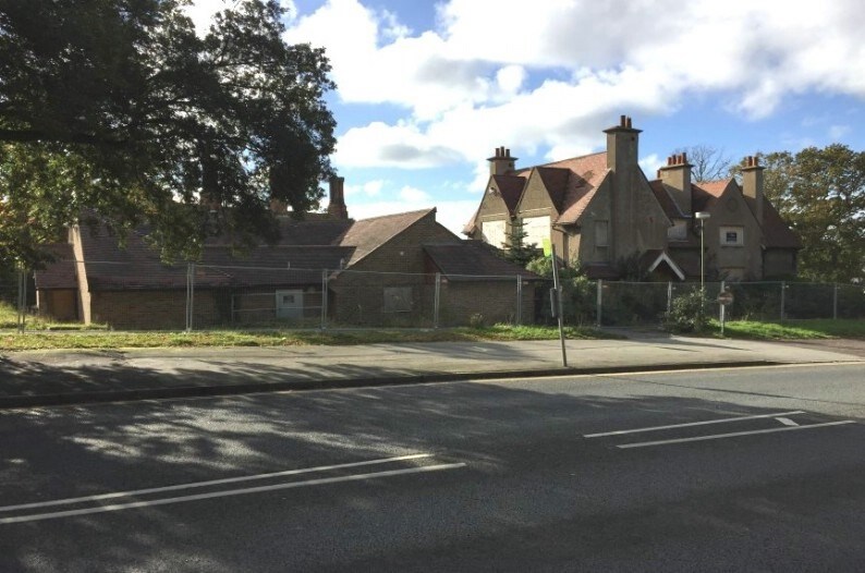 York Ave, East Cowes for sale Building Photo- Image 1 of 1