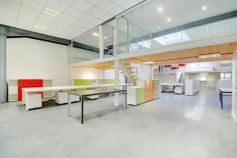 Office in Pantin to rent - Interior Photo - Image 2 of 2