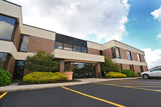 600 Willowbrook Office Park, Fairport, NY for rent Building Photo- Image 1 of 9