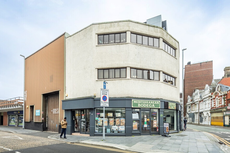 32-44 Ormskirk Rd, Preston to rent - Building Photo - Image 3 of 3