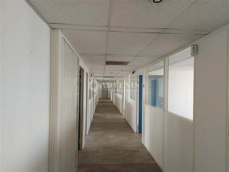 Office in Boissy-Saint-Léger to rent Building Photo- Image 1 of 9