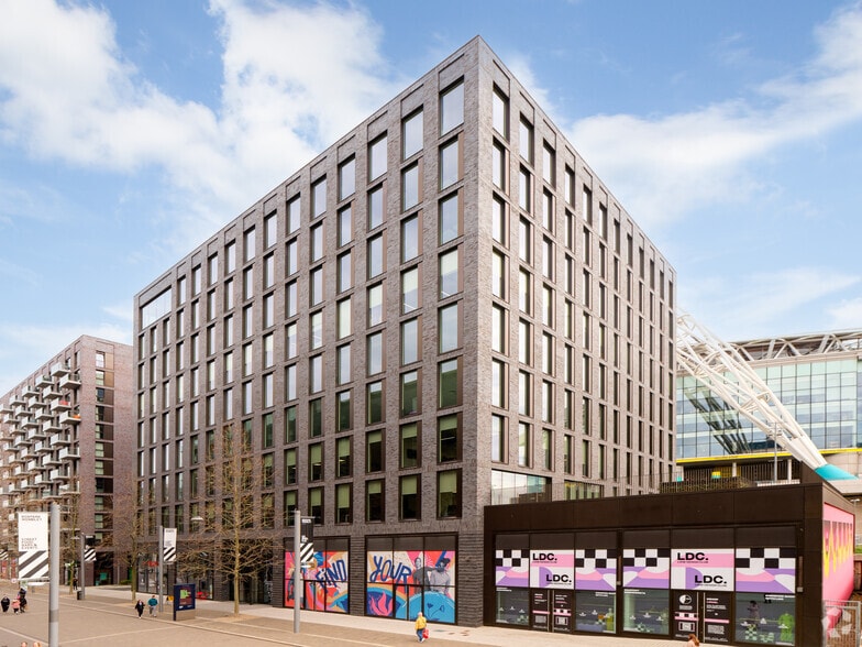 26 Wembley Park Blvd, Wembley to rent - Building Photo - Image 3 of 29