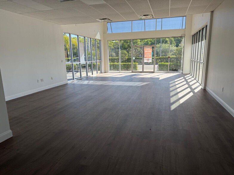 1418 N Semoran Blvd, Orlando, FL to rent - Building Photo - Image 2 of 16