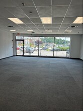 1426 Hartford Ave, Johnston, RI to rent Interior Photo- Image 1 of 6