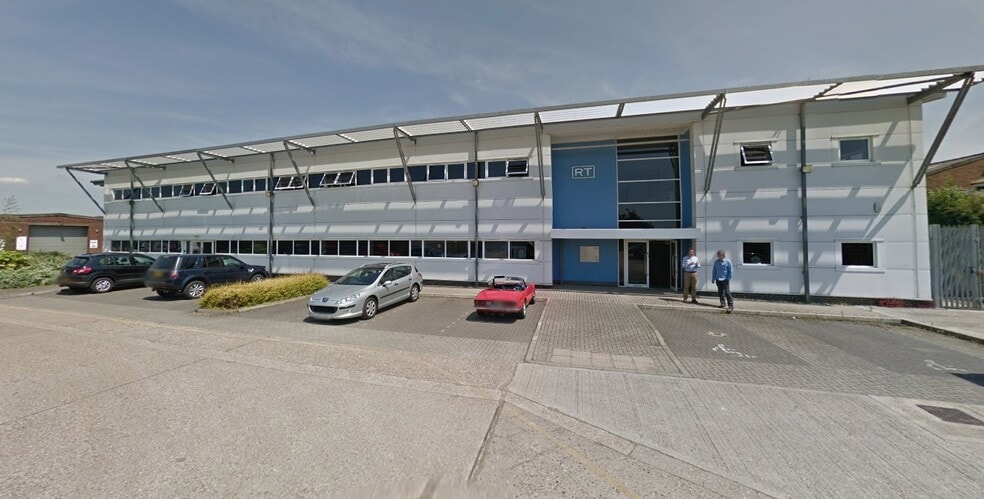 Bilton Rd, Hitchin for sale - Building Photo - Image 1 of 1