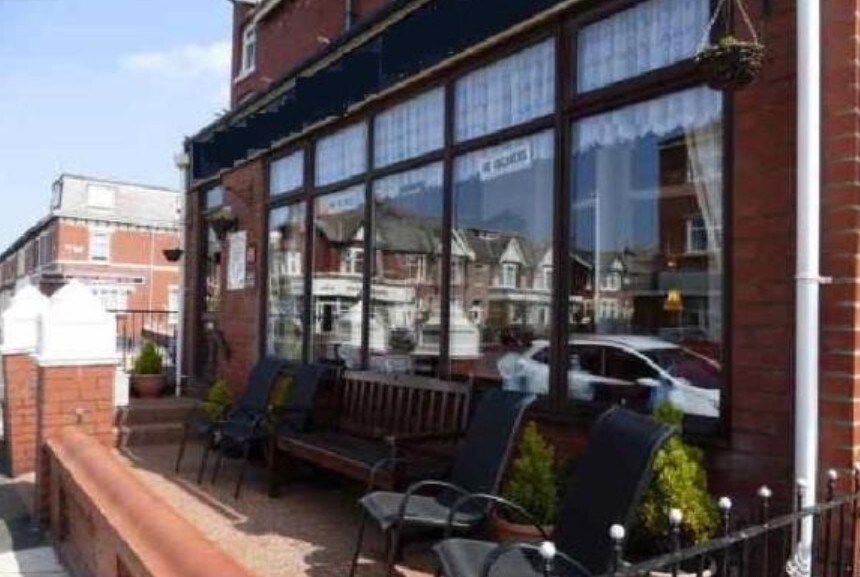 63 Holmfield Rd, Blackpool FY2 9RU UK