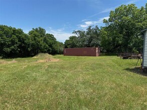 1620 Pecos St, Lockhart, TX for rent Primary Photo- Image 1 of 14