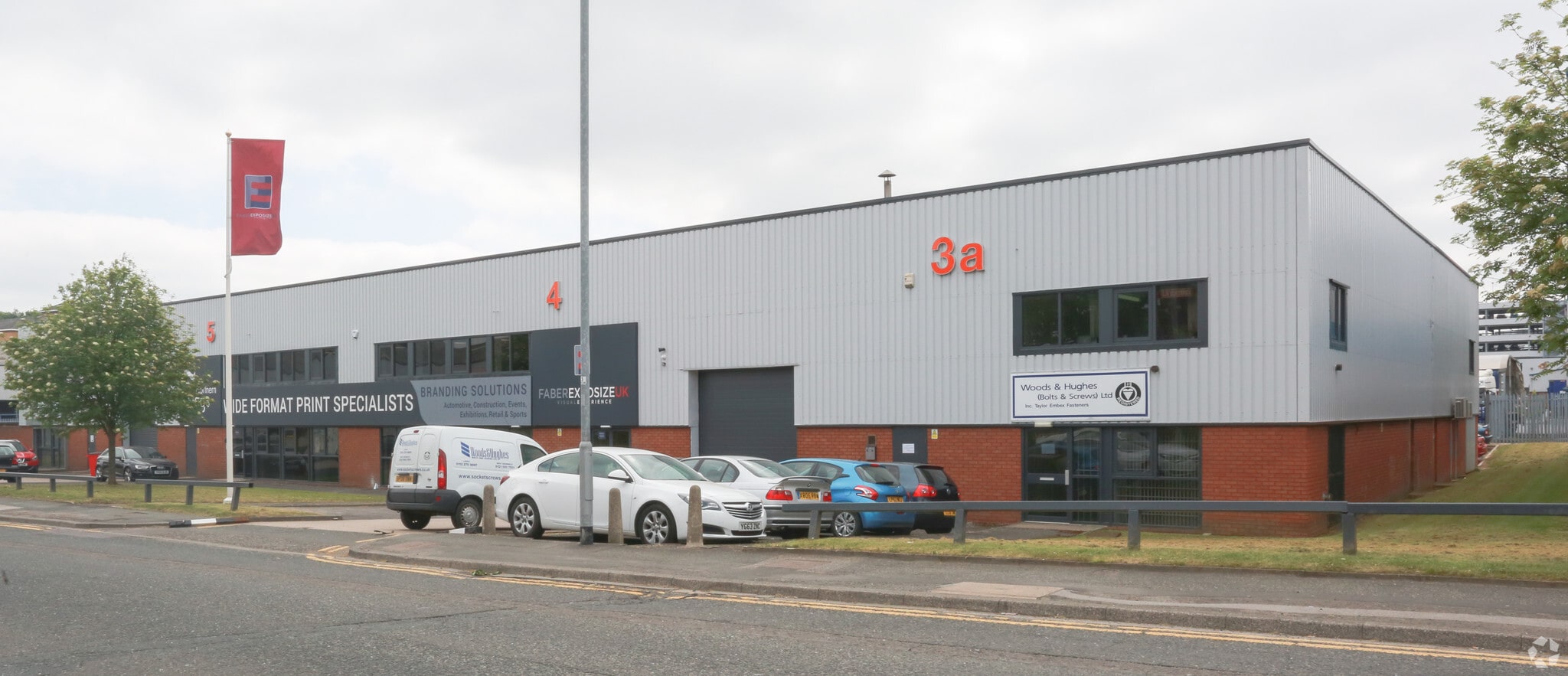 Millshaw Park Clos, Leeds for sale Primary Photo- Image 1 of 1