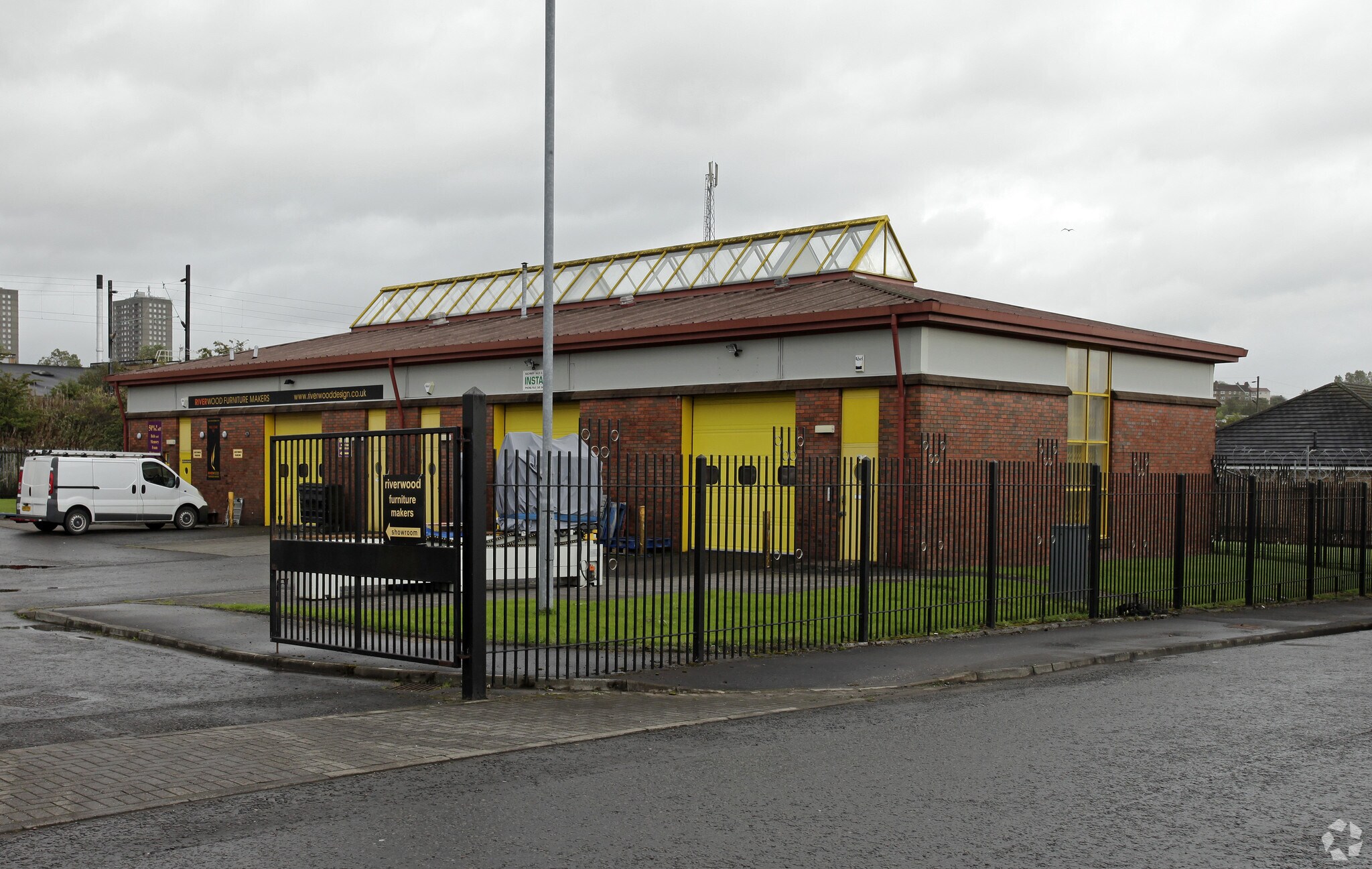 32-36 Allerdyce Dr, Glasgow for sale Primary Photo- Image 1 of 1