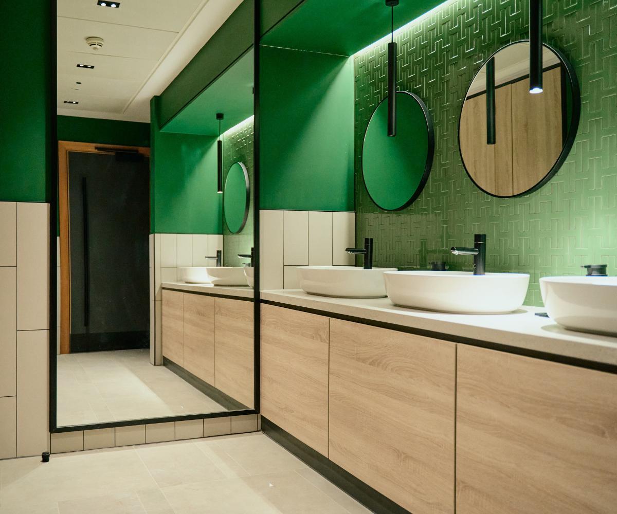 10 South Para, Leeds to rent Building Photo- Image 1 of 23