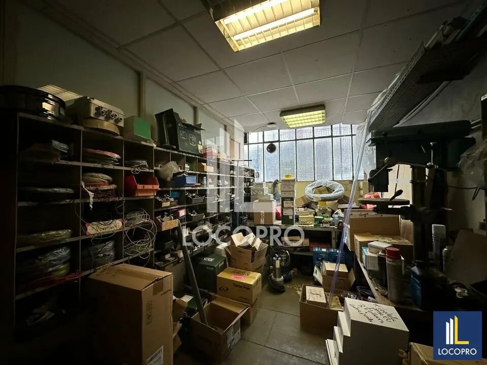 Vente Local d'activités 712 m² - Photo 1