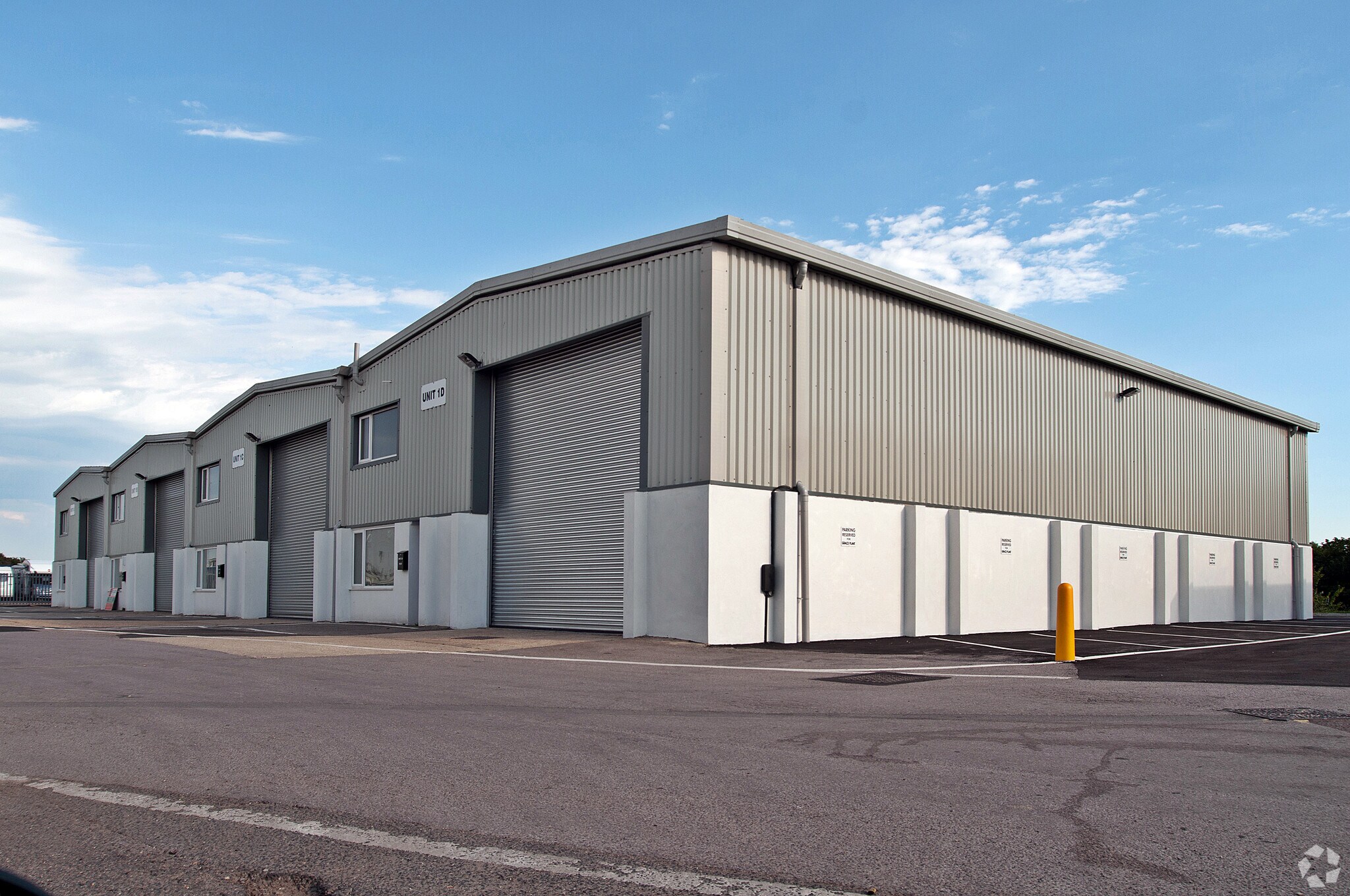 Ferry Rd, Littlehampton for sale Primary Photo- Image 1 of 1