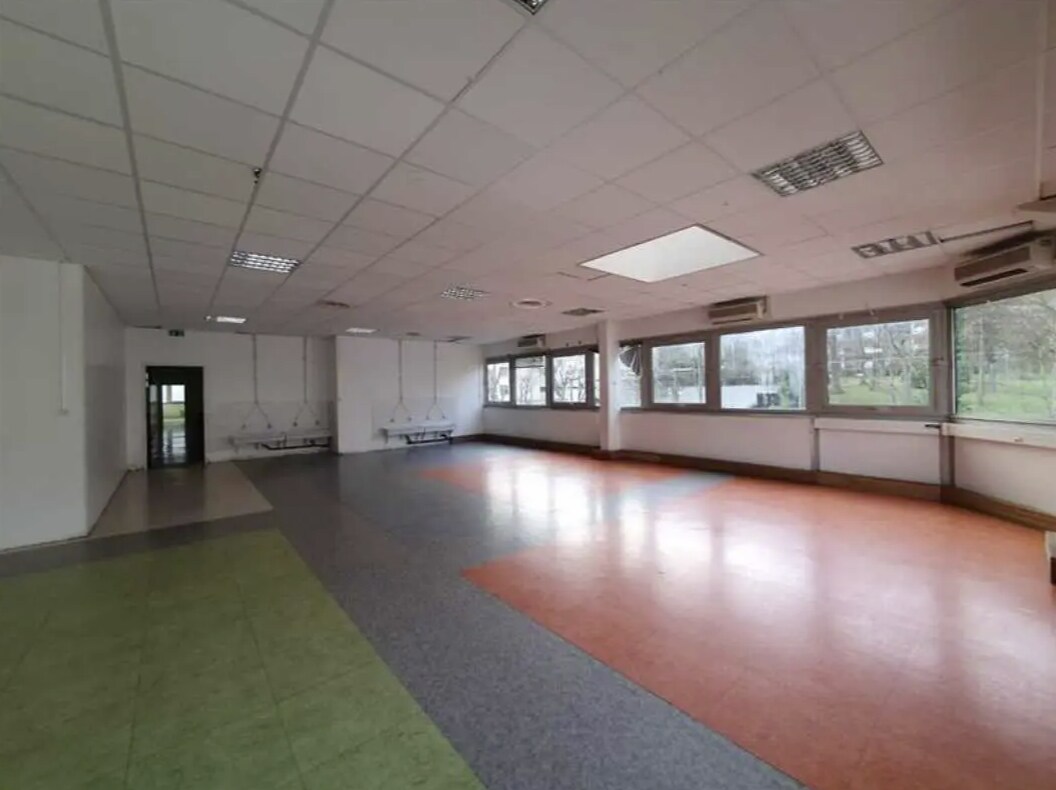 22-23 Quai Du President Carnot, Saint-Cloud for sale Building Photo- Image 1 of 12