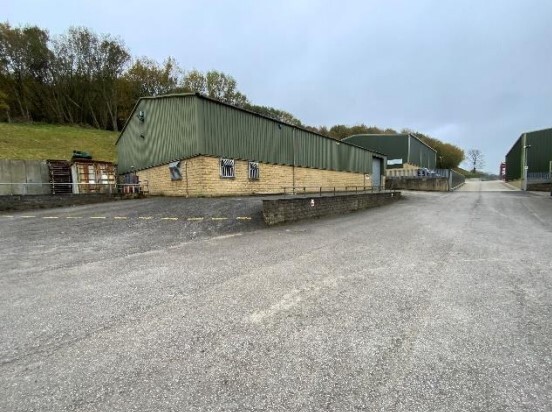 Parkwood St, Keighley for rent - Building Photo - Image 2 of 2