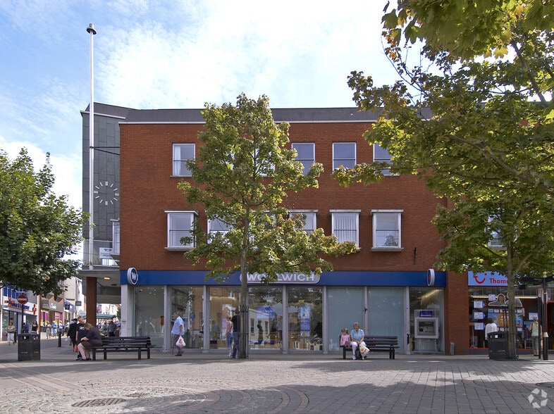 1-9D Castle Street & 8 Market Street portfolio of 4 properties for sale on LoopNet.co.uk - Primary Photo - Image 1 of 2