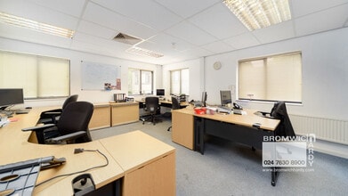 Westwood Way, Coventry to rent Interior Photo- Image 2 of 3
