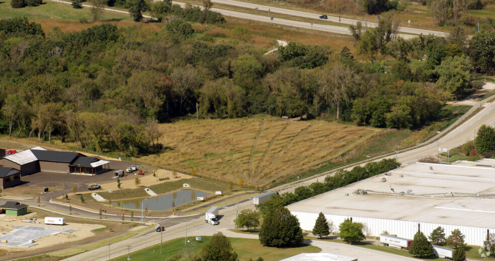 600 Faust Rd, Burlington, WI for sale - Primary Photo - Image 1 of 1