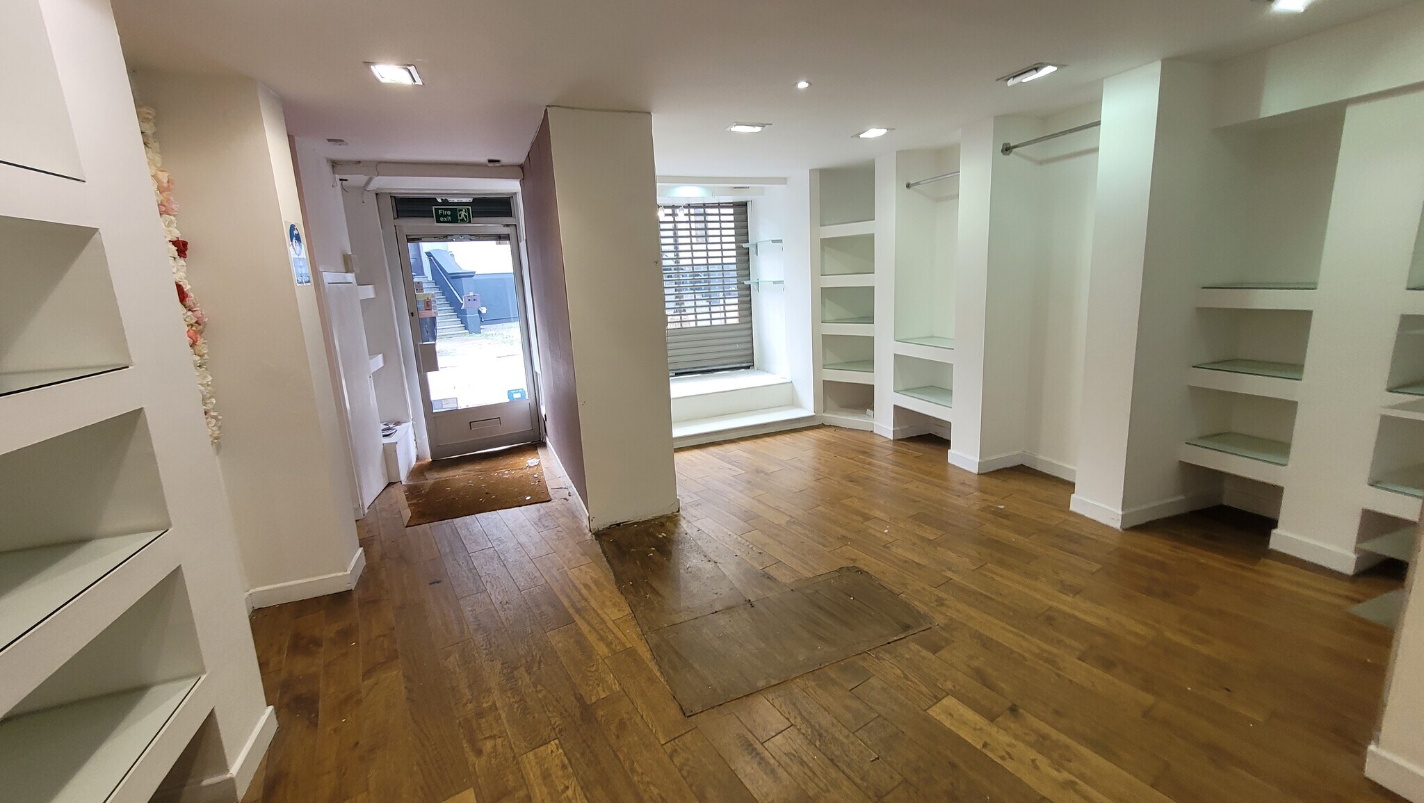 17 Bank St, Kilmarnock to rent Interior Photo- Image 1 of 6