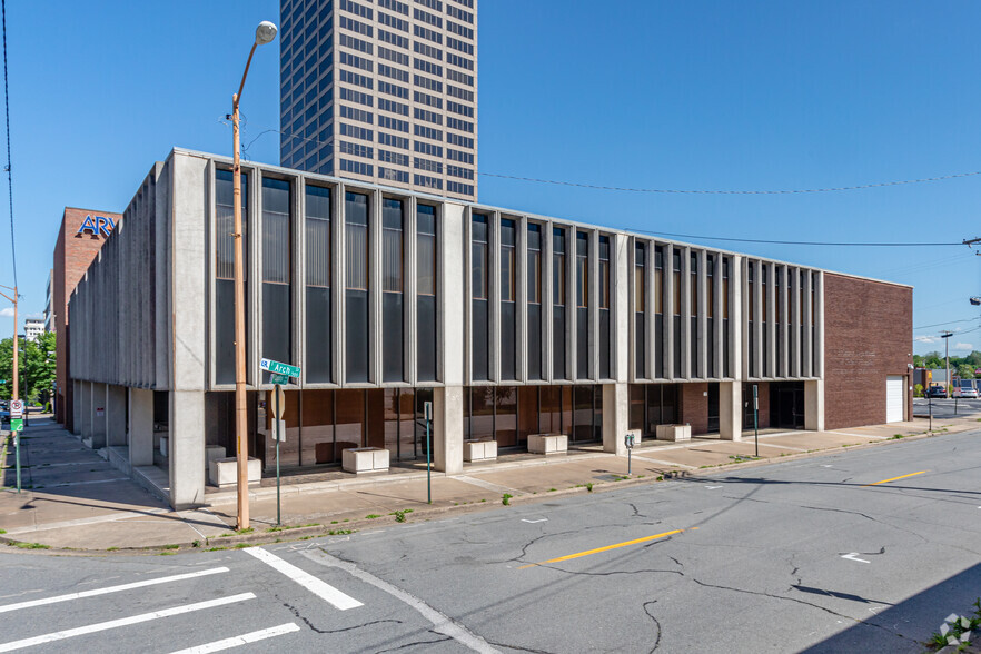 525 W Capitol Ave, Little Rock, AR for rent - Building Photo - Image 1 of 9