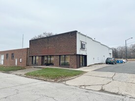 FLEX BUILDING FOR LEASE - Commercial Property