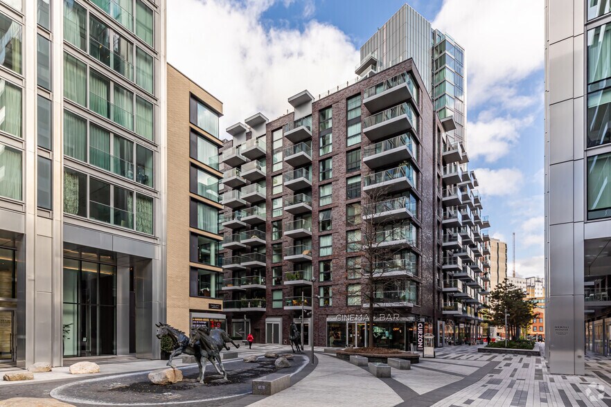 Leman St, London for sale - Building Photo - Image 2 of 13