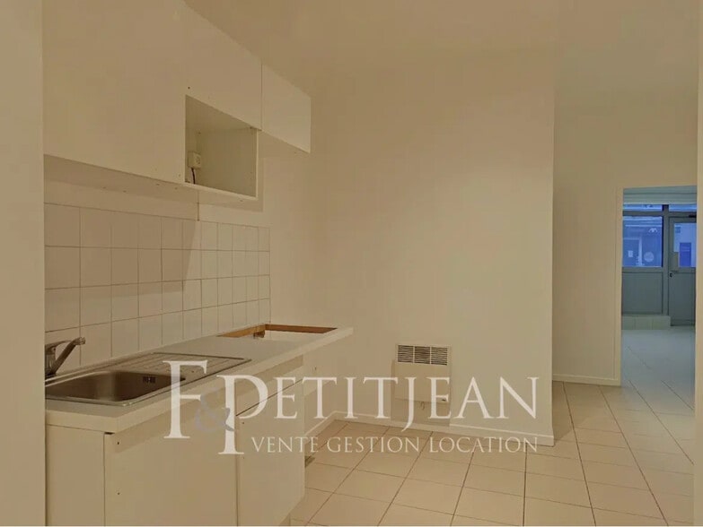 128 Boulevard Gabriel Péri, Malakoff to rent - Interior Photo - Image 3 of 4
