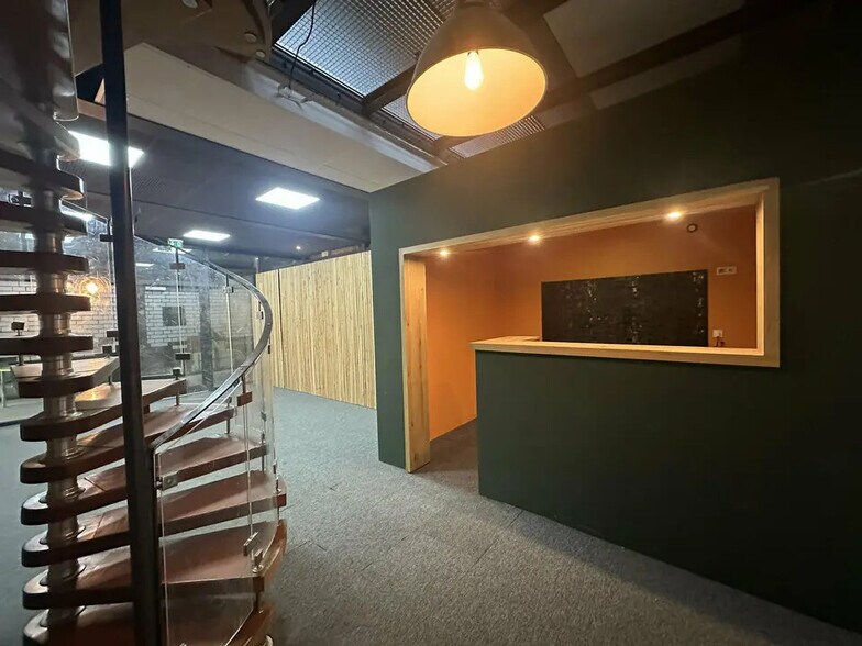 Office in Strasbourg to rent - Interior Photo - Image 2 of 4