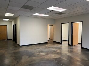 3380 Industrial Blvd, West Sacramento, CA to rent Building Photo- Image 1 of 5