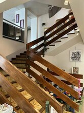 Retail in Aubagne to rent Interior Photo- Image 2 of 2